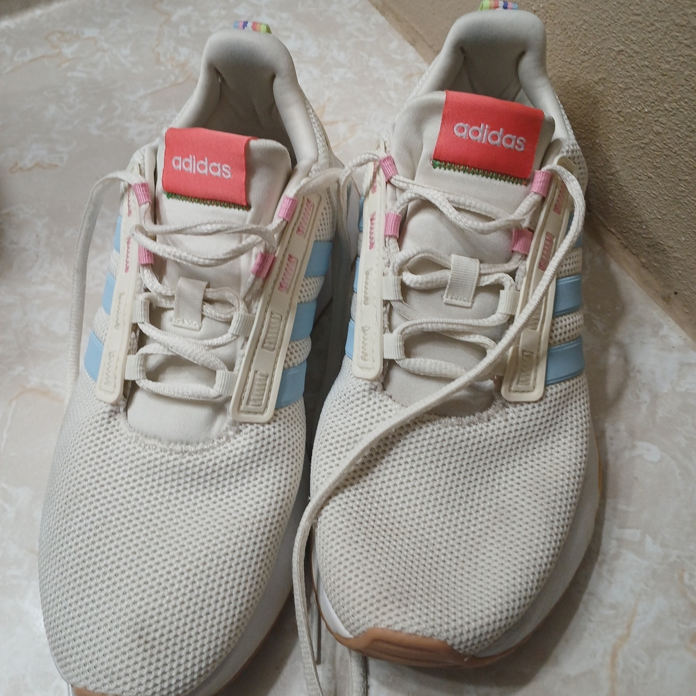 Adidas Cloudfoam Super Size 7.5